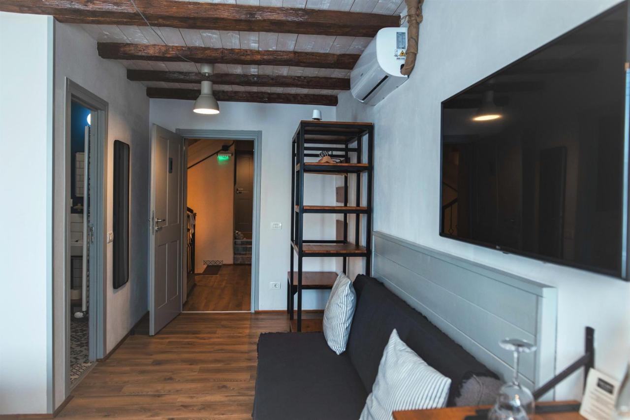 Casa Hintz Transilvania ฟาการาช ภายนอก รูปภาพ